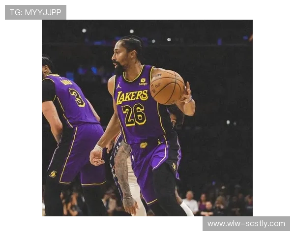 夸梅直言湖人防守漏洞严重若不改善恐难以争冠止步一轮游